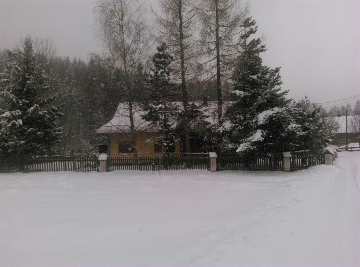 Goralska Czarcia Chata Pod Jalowcem Stryszawa Exterior foto